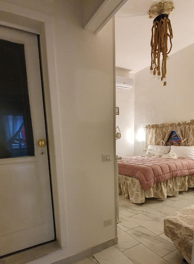 La Maison Di Wanda Bed and Breakfast Napoli Eksteriør billede